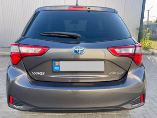 Toyota Yaris foto 2