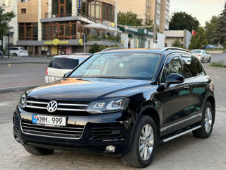 Volkswagen Touareg foto 1