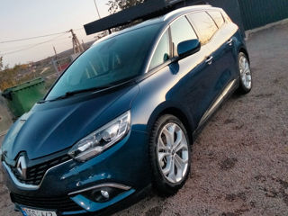 Renault Grand Scenic foto 2