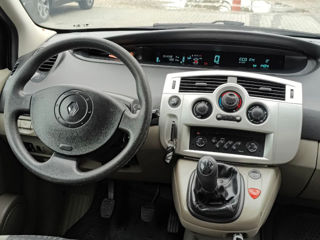 Renault Grand Scenic foto 14