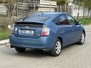 Toyota Prius foto 5