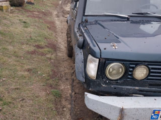 Mitsubishi Pajero foto 2