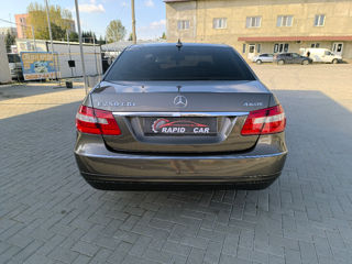 Mercedes E-Class foto 6