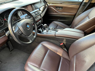 BMW 5 Series foto 8