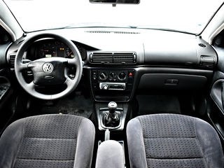 Volkswagen Passat foto 7