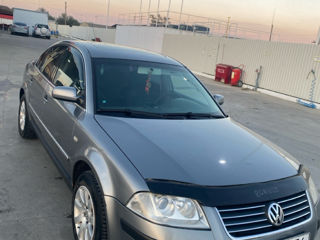 Volkswagen Passat foto 2