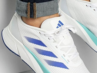 Adidas foto 0