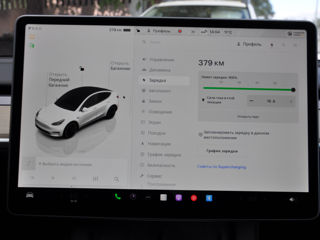 Tesla Model Y foto 17