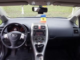 Toyota Auris foto 7