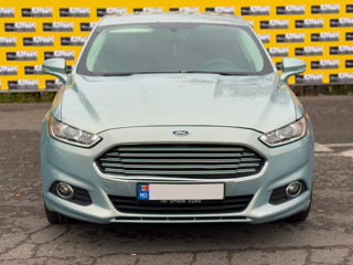 Ford Fusion foto 2