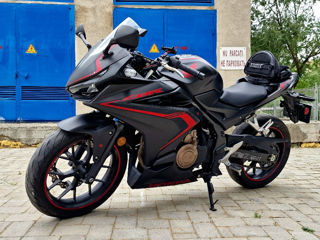 Honda CBR500R 2020 foto 1