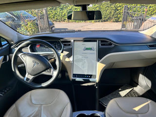 Tesla Model S foto 5