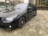 BMW 5 Series foto 4