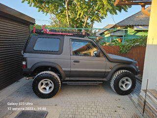 Mitsubishi Pajero foto 3