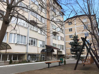 Apartament cu 2 camere,  Centru,  Ialoveni,  Ialoveni foto 7