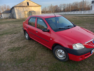 Dacia Logan foto 3