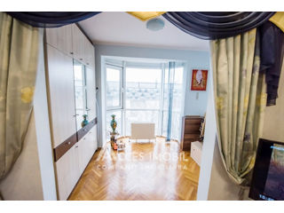 Apartament cu 2 camere, 100 m², Centru, Chișinău foto 5