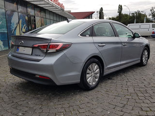 Hyundai Sonata foto 3