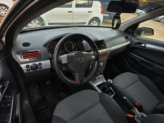 Opel Astra foto 8