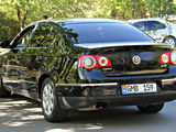 Volkswagen Passat foto 3