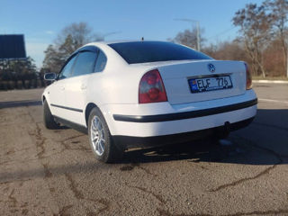 Volkswagen Passat foto 4