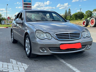 Mercedes C-Class foto 4