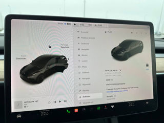 Tesla Model Y foto 8