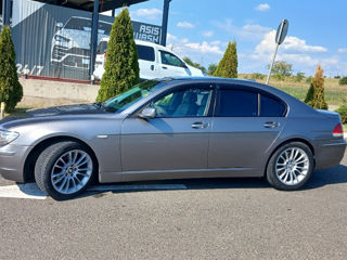 BMW 7 Series foto 4