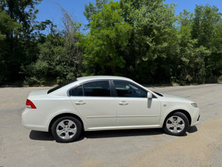KIA Optima фото 0