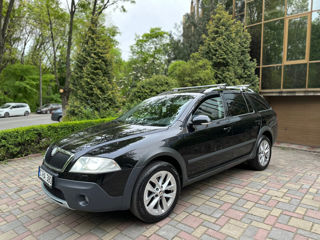 Skoda Octavia foto 1