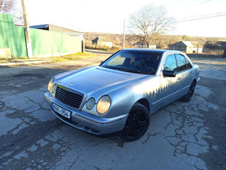 Mercedes E-Class