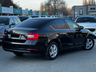 Skoda Octavia foto 3