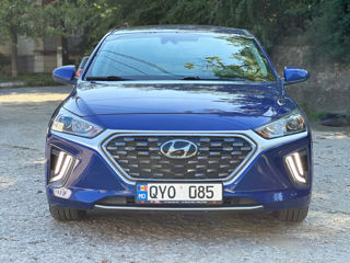 Hyundai IONIQ foto 2