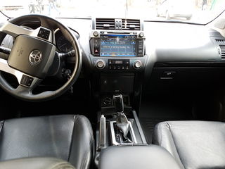 Toyota Land Cruiser Prado foto 3