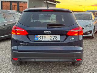 Ford Focus foto 8