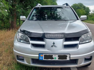 Mitsubishi Outlander foto 9