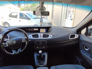 Renault Grand Scenic foto 6