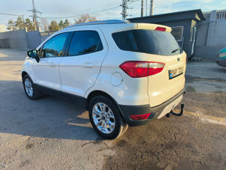 Ford EcoSport foto 5