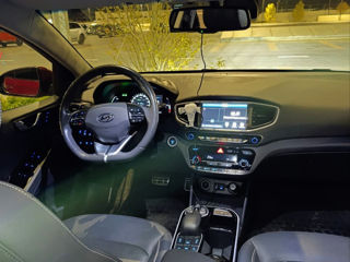 Hyundai IONIQ foto 8