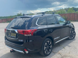 Mitsubishi Outlander foto 6