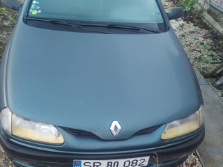 Renault Laguna foto 8