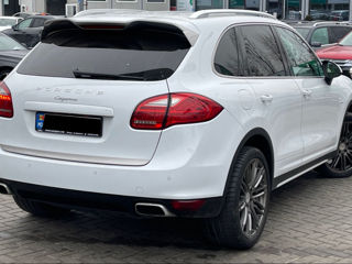 Porsche Cayenne foto 4