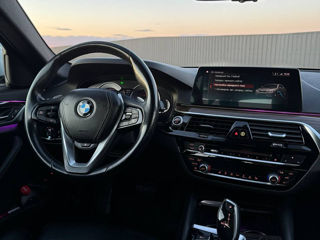 BMW 5 Series foto 6