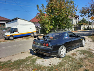 Nissan Skyline foto 4