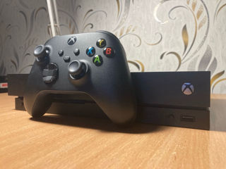 Продам Xbox One X