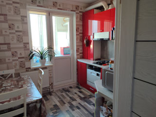 2-комн. кв., 49 м², 8/9 эт.