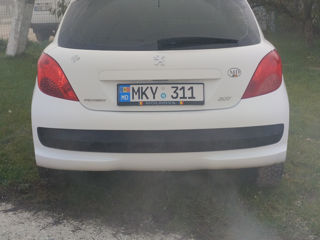 Peugeot 207 foto 6