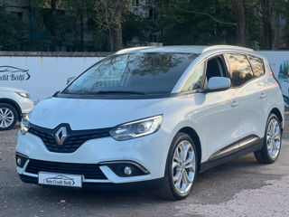 Renault Grand Scenic foto 2