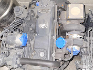 Motor kubota v2203 v2204t v3800 foto 3