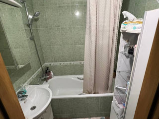 Apartament cu 4 camere, 102 m², Botanica, Chișinău foto 4